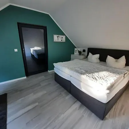 Zur Lenzer Hoeh 5 *